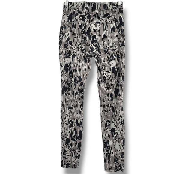 Hue Women's Stretch Leopard Cheetah Print Pull On Jeans Jeggings Size Small‎ - Picture 2 of 7